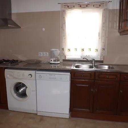 Casa Pinheiromar Дом отдыха Албуфейра